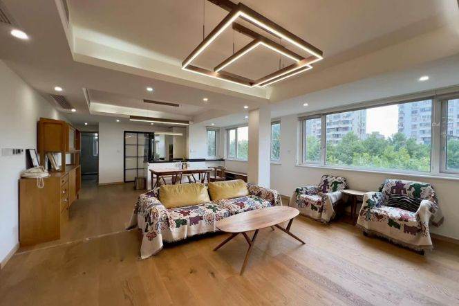 200sqm 3BR APT Great view Hengshan Rd 29.5k