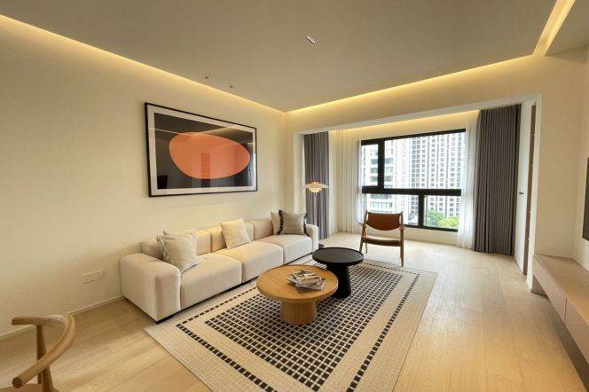 Morden 3brs with floor heating  in  in Xintiandi