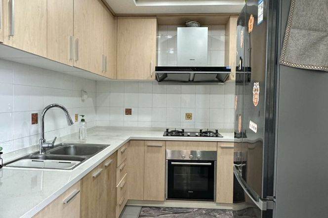 modern 2brs open balcony nice river view in Lujiazui line 2,9,14 only 18K