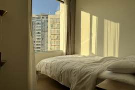 1 br near L2/L7/L14 jing'an temple station+elevator