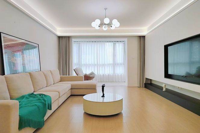 brand new big 3brs floor heating spacious living room in Hongqiao close to Su zhou river