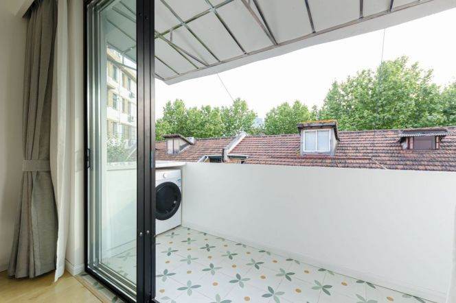 Lovely 2br apt with study room and open balcony by Zhongshan park L2/3/4