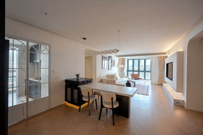 modern 3brs floor heating modern furniture open kitchen nice view beside Su zhou river