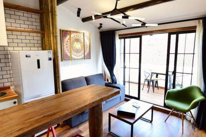 Valuable Yongjia/Xiangyang Rd 2BR with Balcony/Oven 10.8K 