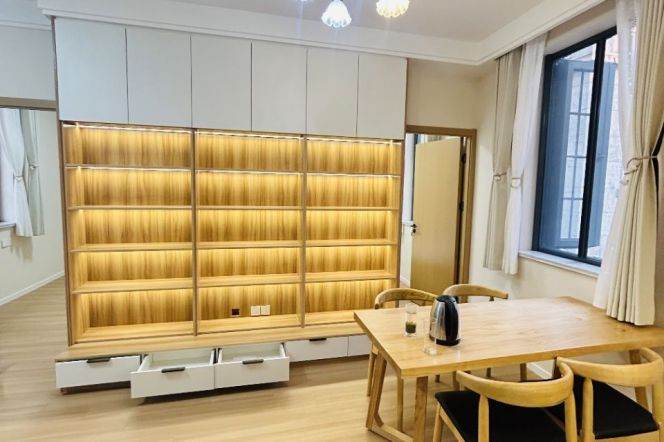 Valuable/Character Wulumuqi/Yongjia Rd Gardenhouse 2BR 11.2K   