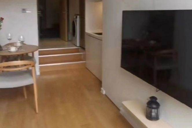 1Loft in old Xu'hui near line 9/12 Jia'shan Rd can accept 2 months and above leasing