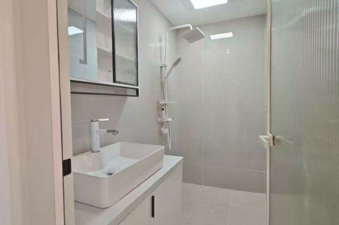 2br-Jiashan Road - 3 minutes to Line 1/10/12 - Shaanxi South Road