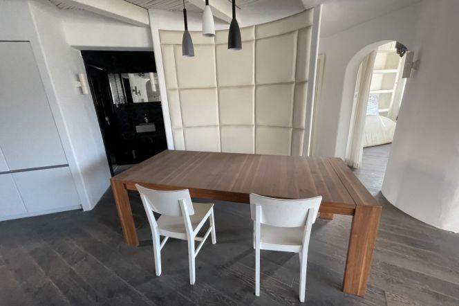 Designer's apartment on Suzhou Creek - 2BR + 2Bath+study