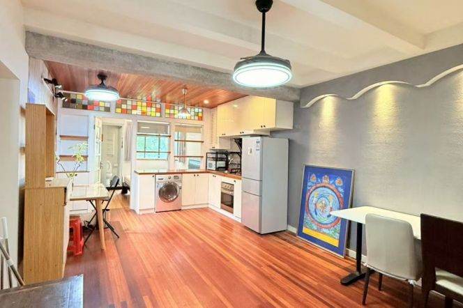 Spacious 2BR 2BA / nice outdoor /  nr Yongjia rd 