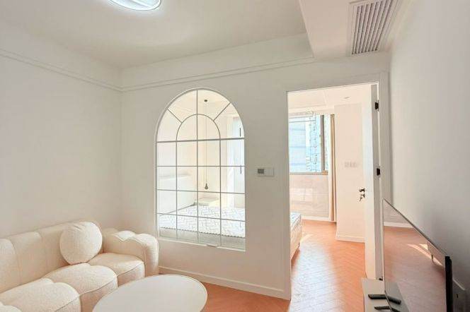 Elevator Brand-new 1Br/1Lr/1Bt@L2/3/4 Zhongshan Park Station 