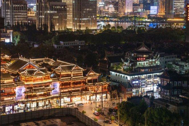 145㎡ 3BR 2BA High-Floor Residence w/Panoramic Views nr Yu Garden