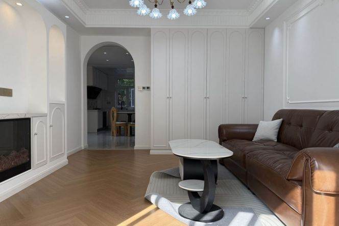 2BR 1BA /  Spacious / Bright / Modern/ Quiet /Great compound  / elevator