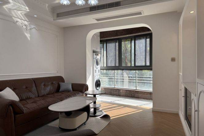 2BR 1BA /  Spacious / Bright / Modern/ Quiet /Great compound  / elevator