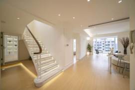 Exquisite 5BR 290㎡ Penthouse w/Terrace nr Jiashan Rd Station