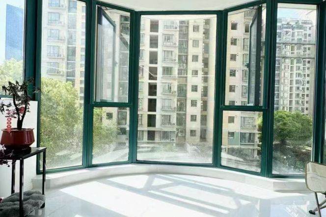 Zhongshan park elevator 2BR apartment