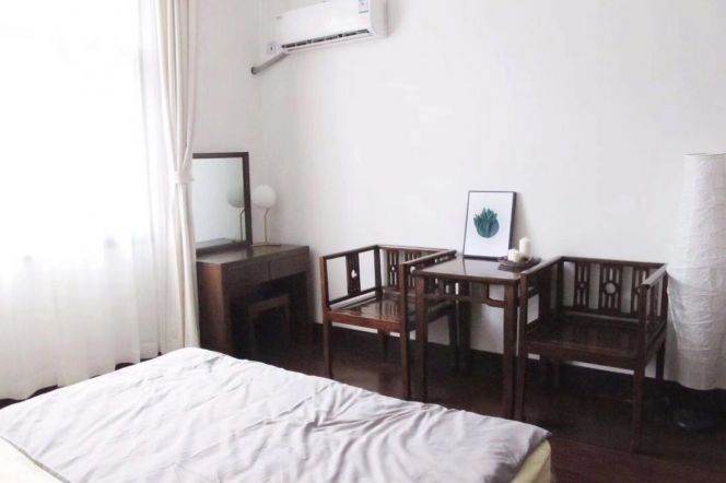 tasty shanghai style apartment-1bed -private terrace- wood floor - @Middle Huaihai Road 