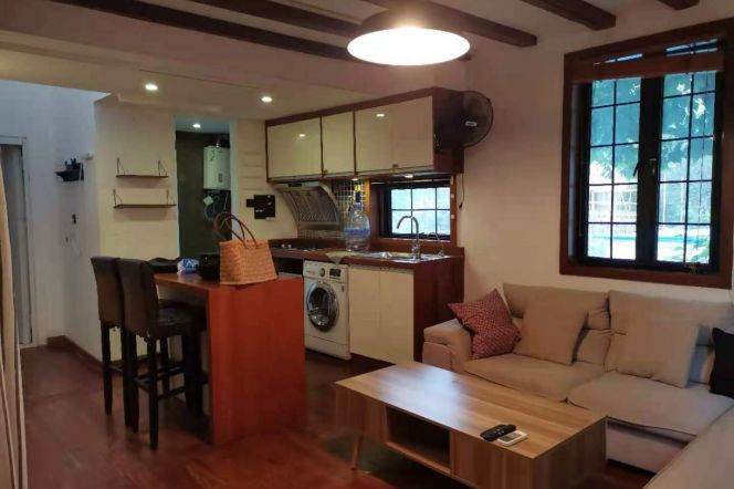 Cozy 2br/3baths & private terrace/oven@S Shanxi Rd & Line 1/10/12