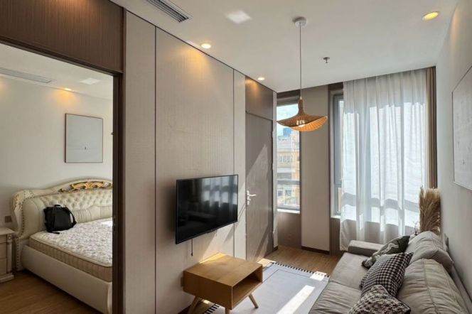 E Nanjing Rd,Modern 1Br,new condition,New