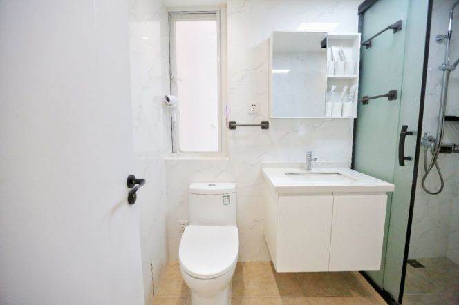 Comfy 2brs Apt with fantastic city view