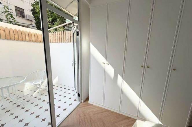 Furnished 1br w/ yard-Loushanguan Road