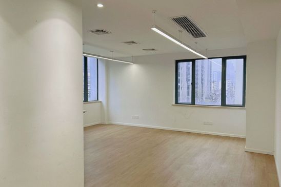 180sqm furnished office near Wuding rd