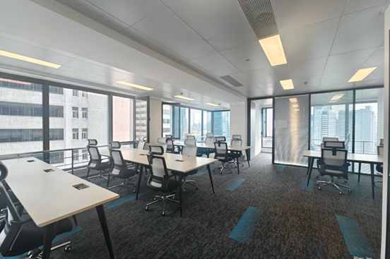 194sqm furnished office W Nanjing Rd