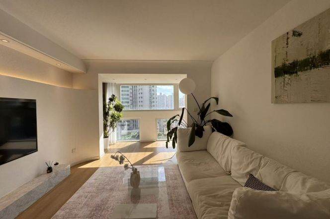 2brs2lrs1bath/walking closet/120sqm/elevator/facing south