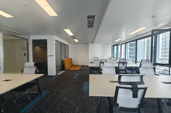 194sqm furnished office W Nanjing Rd