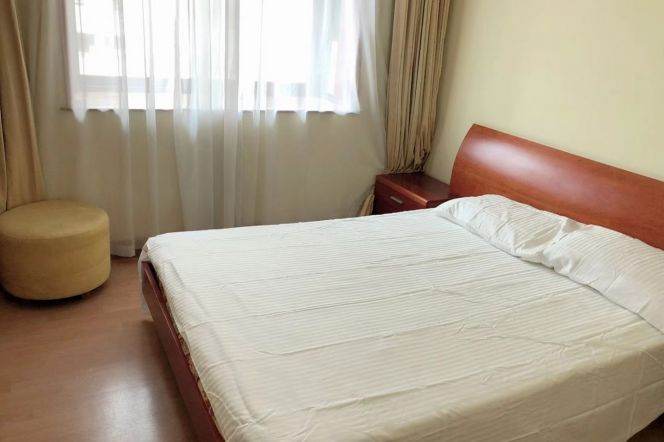 High-rise 3br/2bt Flat with open Balcony beside JTU