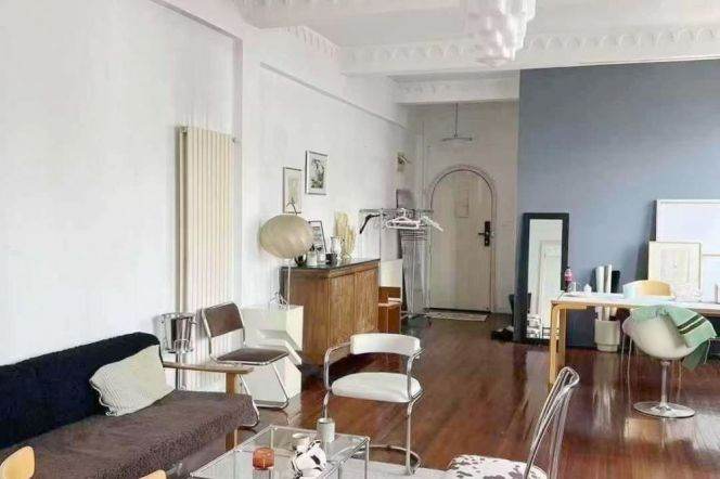 Historical Apt Near Xintiandi with Balcony,Walk-in Closet 11K  
