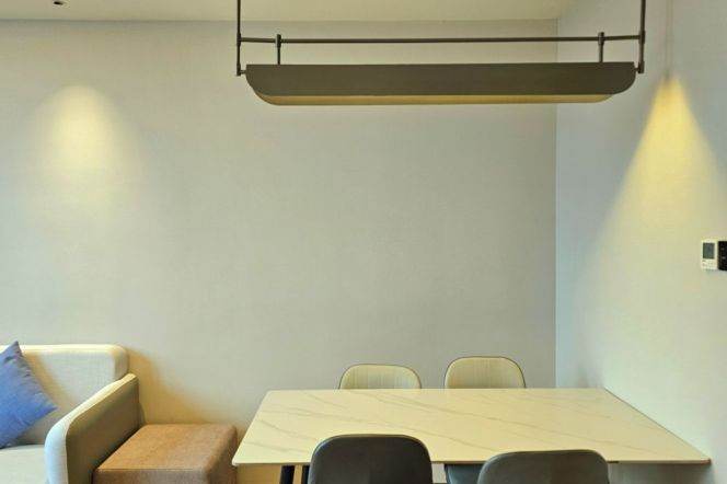 1br service apt with Spacious room in Jing'an District Near Zhongxing Rd(Line 8)