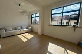 Brand new 2br/1bth apt with balcony@ jiaotong university