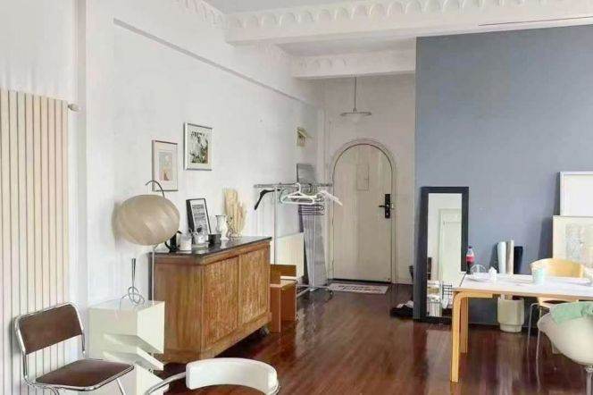 Historical Apt Near Xintiandi with Balcony,Walk-in Closet 11K  