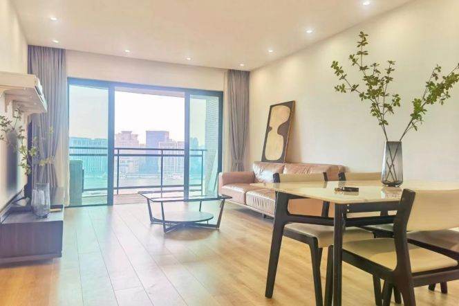 modern 3brs floor heating open balcony nice river view in Lujiazui Huang pu river IFC