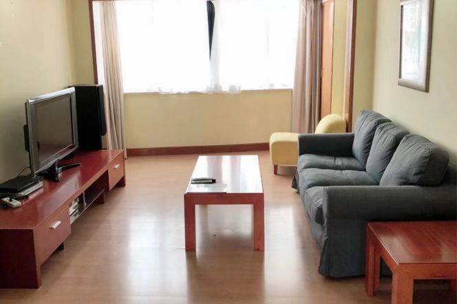 High-rise 3br/2bt Flat with open Balcony beside JTU