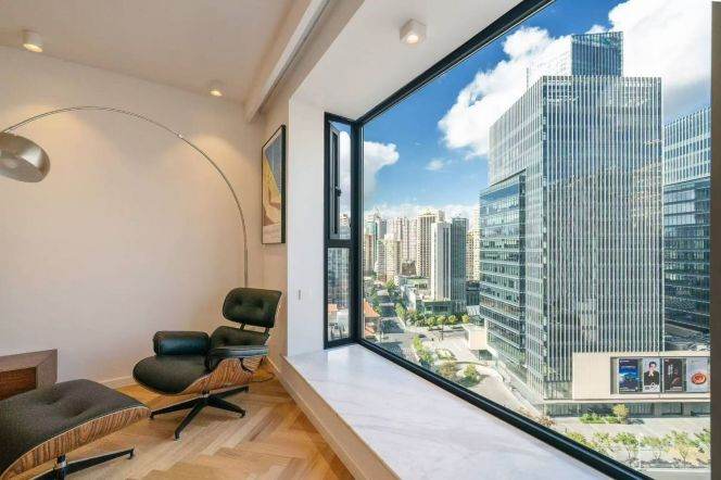 Hanzhong rd elevator 2BR 2BATH with balcony