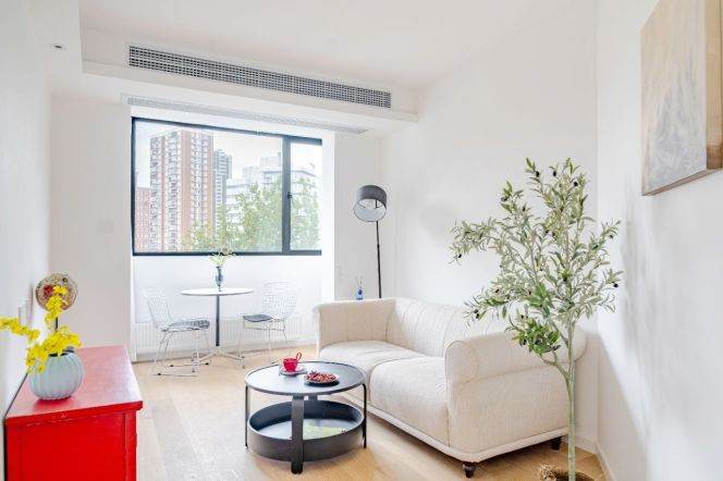 Elegant Huashan Garden 2BR with View,Wallheating,Oven 14K 