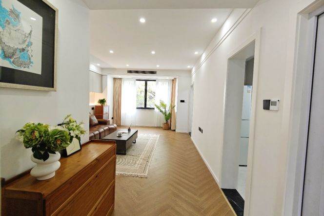 13k Spacious 1Br Nr South Shaanxi Rd.line1/10/12