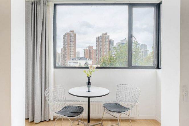 Elegant Huashan Garden 2BR with View,Wallheating,Oven 14K 