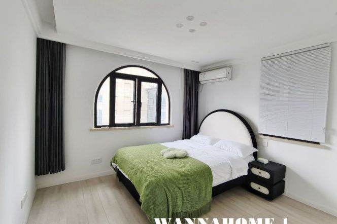 Spacious&Bright 2Brs 1Bath Apt+L1/14 South Huang Pi Rd+ Xin Tian Di CBD/Good View