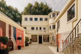 High Ceiling F&B on YongFu RD