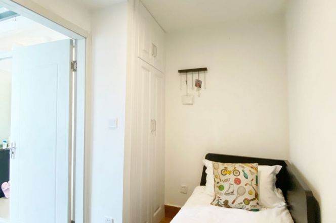 Cozy whole house 1+1 BR Yard Jiaotong University 6.5k