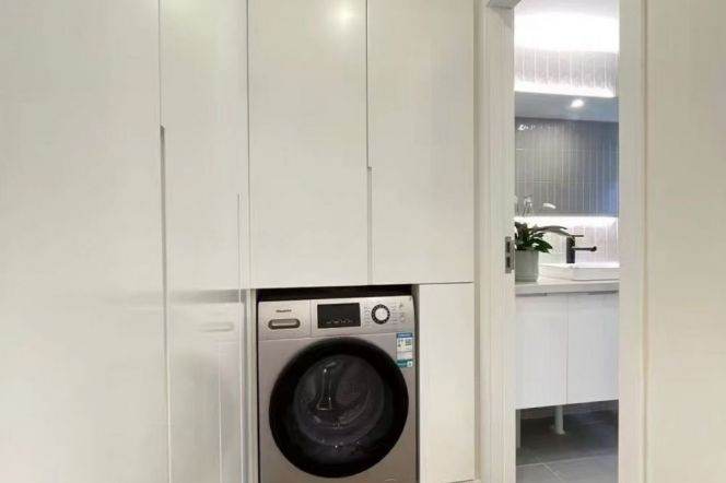 Jiaotong University 1BR apartment