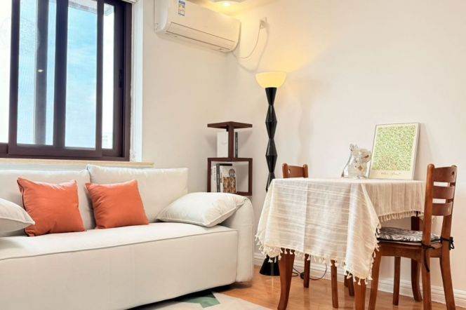  2Br,Good lighting,Near Loushanguan road station,Line 2/15