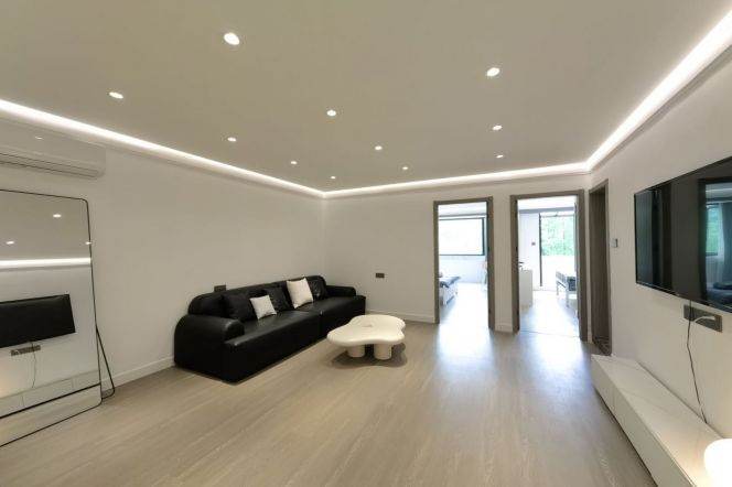 3 br 130 sqm modern Apt &elevator &balcony/zhongshan park 13K