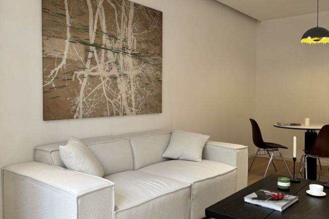 Modern & New & Sunny 1Br  | Hongqiao rd metro L3/4/10 | 8.2K