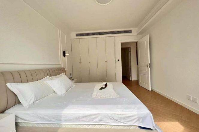 Newly Renovated Elevator 2Br/2Lr/1Bt Close to L3/4/10 Hongqiao Rd Station 