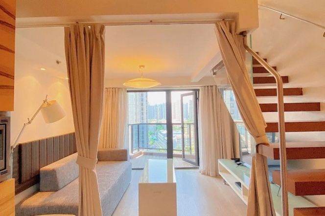 Elevator 1BR-Short rent-Duplex Room - 3 minutes to Line 7 - Langao Road