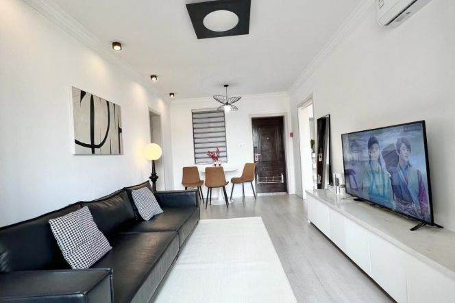 Lovely one bedroom elevator Apt +dryer +oven@L2/4Zhongshan Park