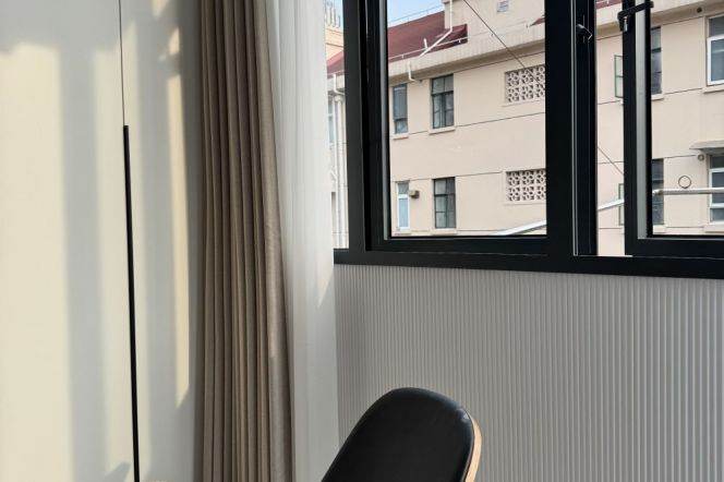 Modern & New & Sunny 1Br  | Hongqiao rd metro L3/4/10 | 8.2K